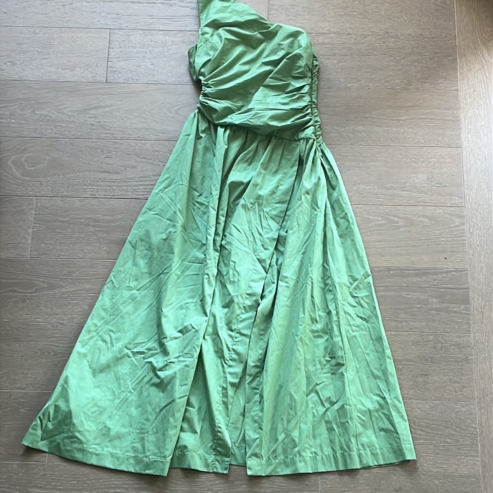 NWT Abercrombie & Fitch One-Shoulder Cutout Maxi Dress in Green size medium - Picture 3 of 11